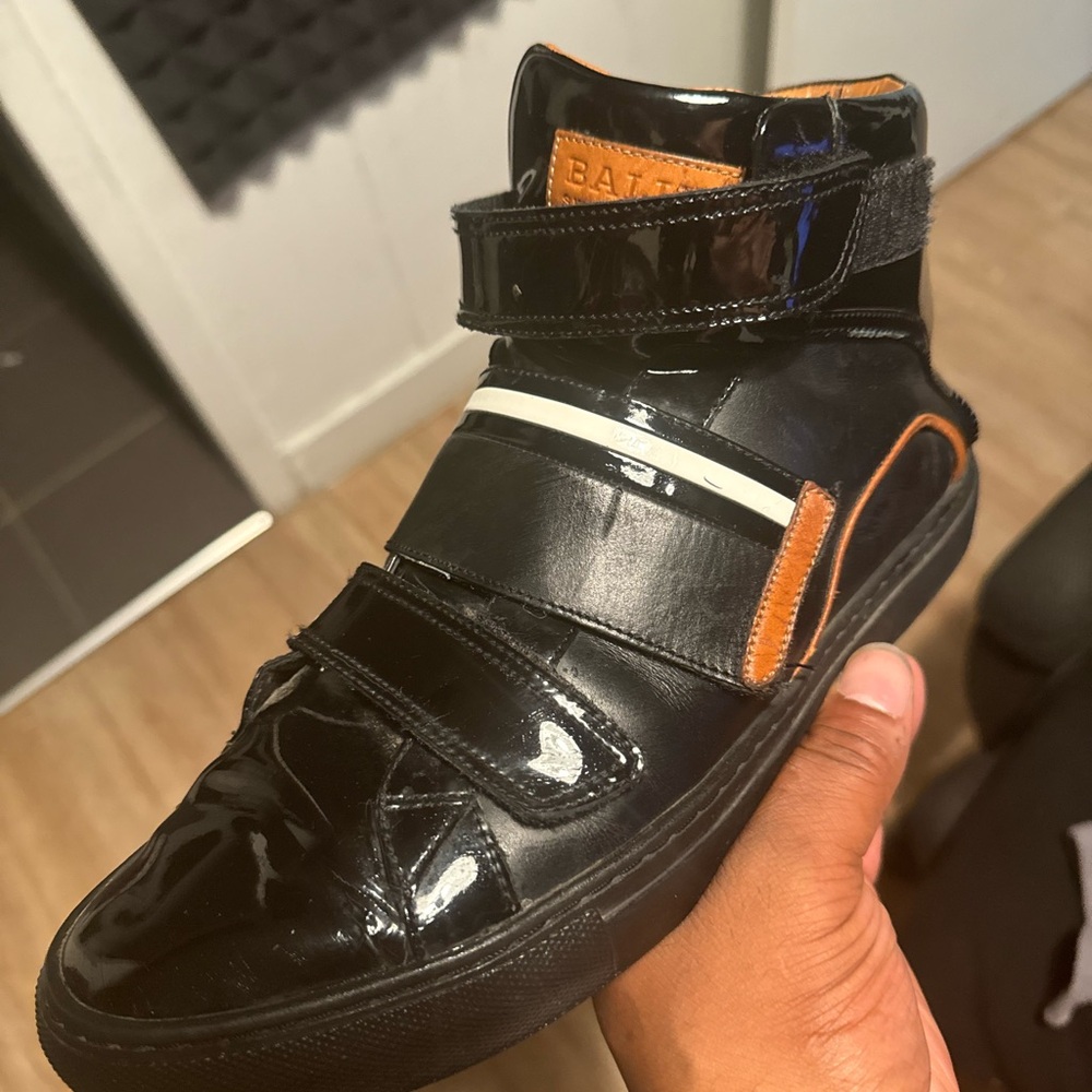 Size 11 black pat leather bally shoes